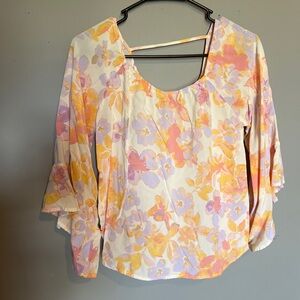 Emily Wonder Floral Pastel Women's Top Size Small